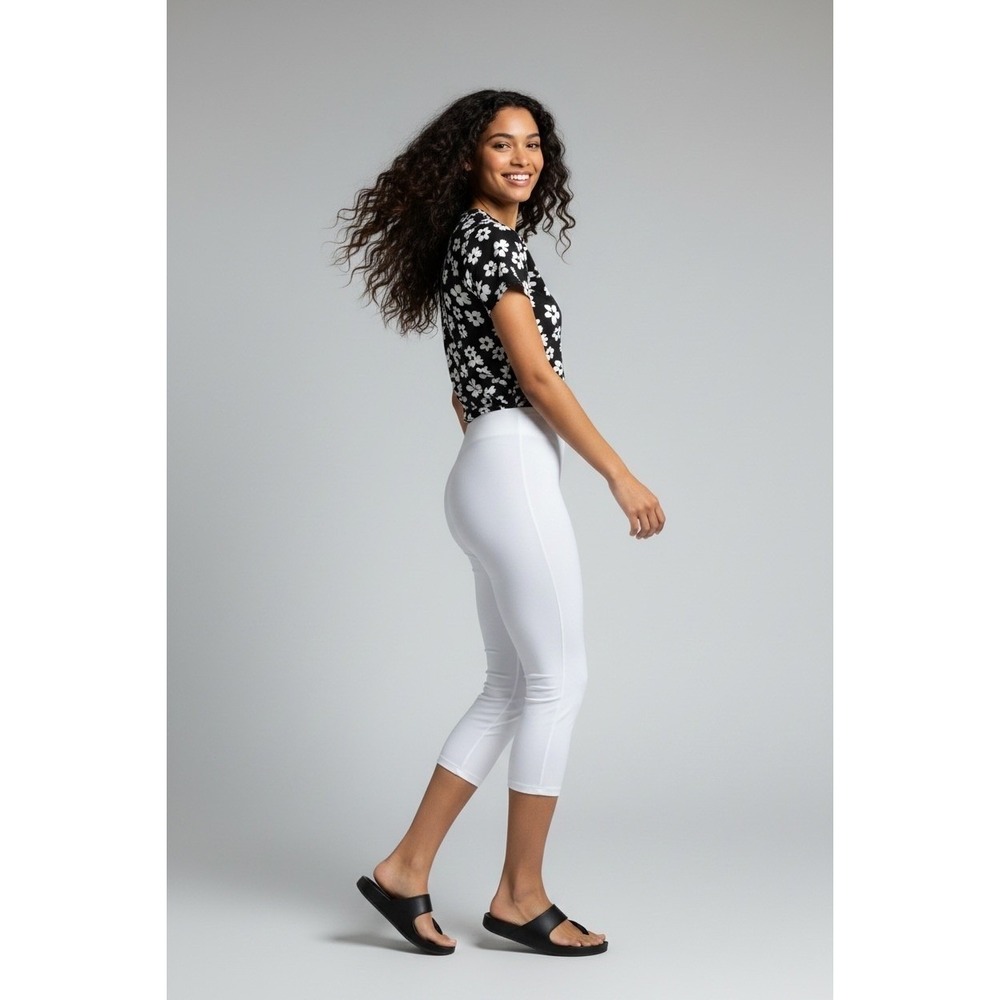 FRAME Jetset Capri White High Rise Stretch Denim Pull On Leggings NWT Size 2